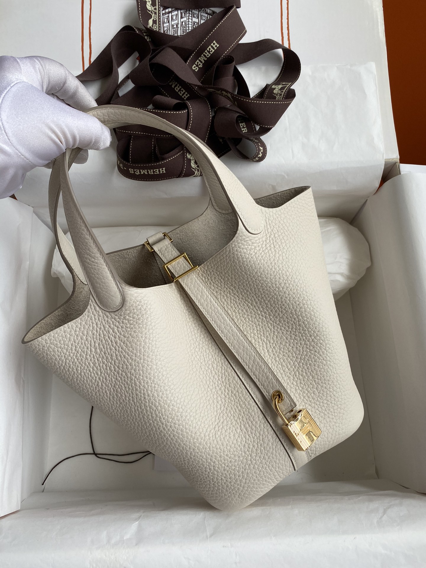 Hermes Picotin Lock 18 Bag In Cream White Clemence Leather